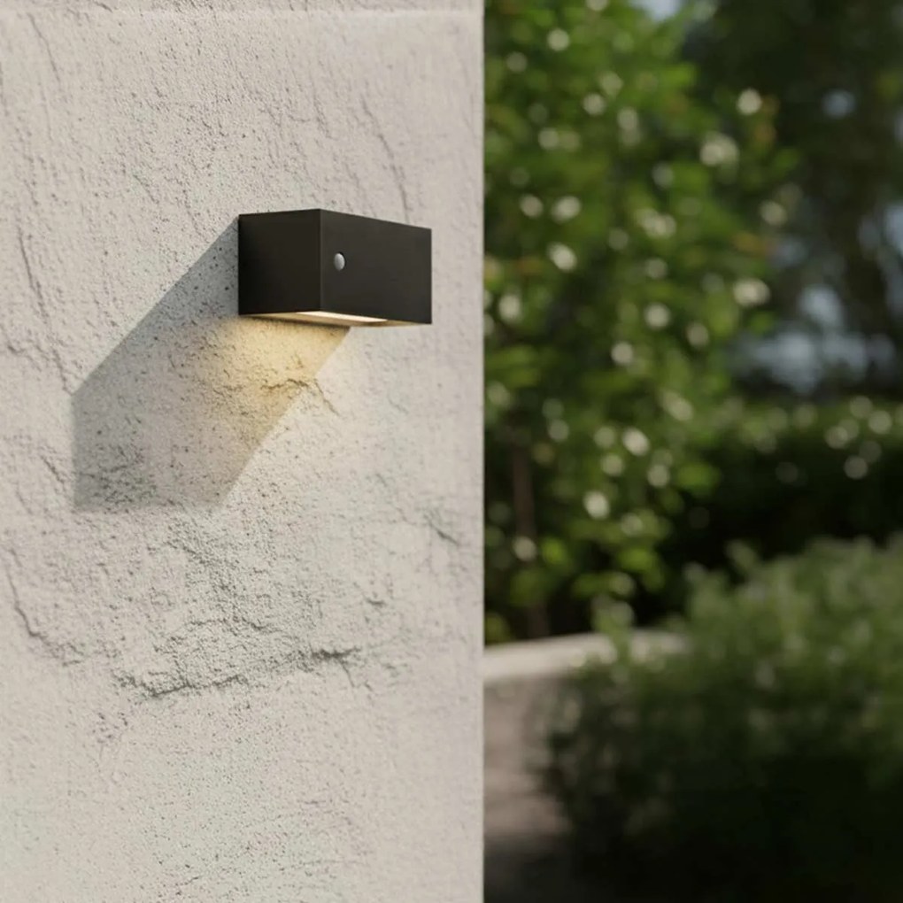 Applique BAND con Sensore Movimento E27 per esterno IP65 - Nera