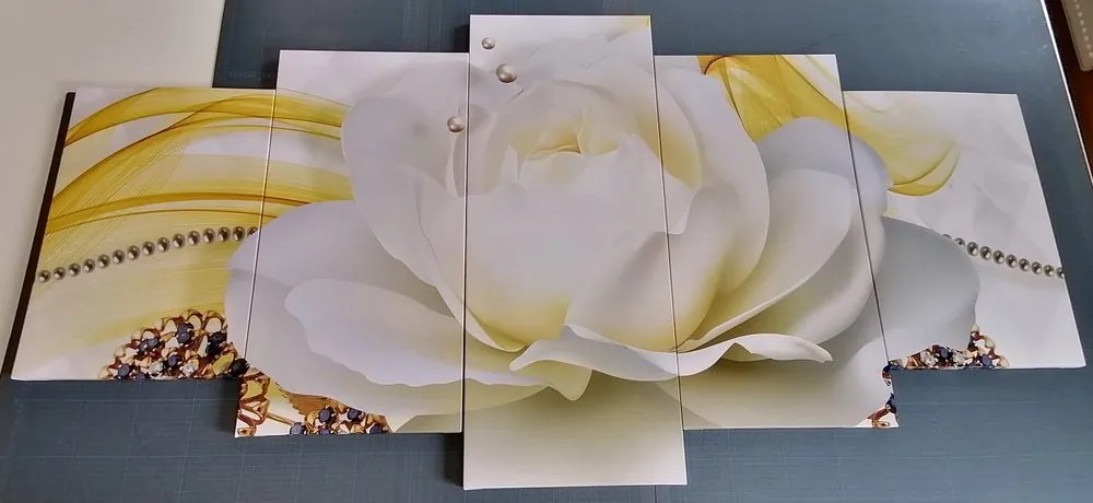 Quadri 5 pezzi – Rose lussuose con astrazione