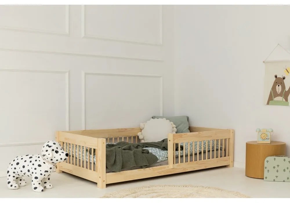 Letto per bambini in legno di pino di colore naturale 120x200 cm Mila CPW - Adeko