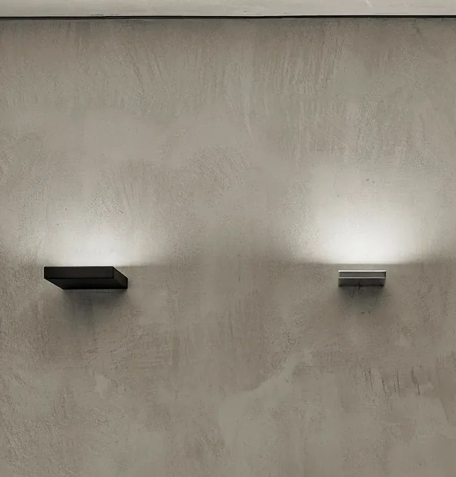 Lampada da parete per interni a luce indiretta nero Flos Fort Knox Wall LED Mini