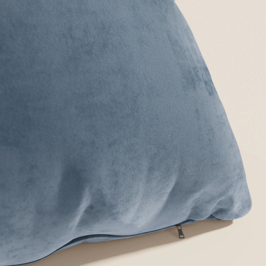 Gioiello cuscino disponibile in diversi colori realizzato in tessuto vellutato soft touch smacchiabile Fast Clean T30