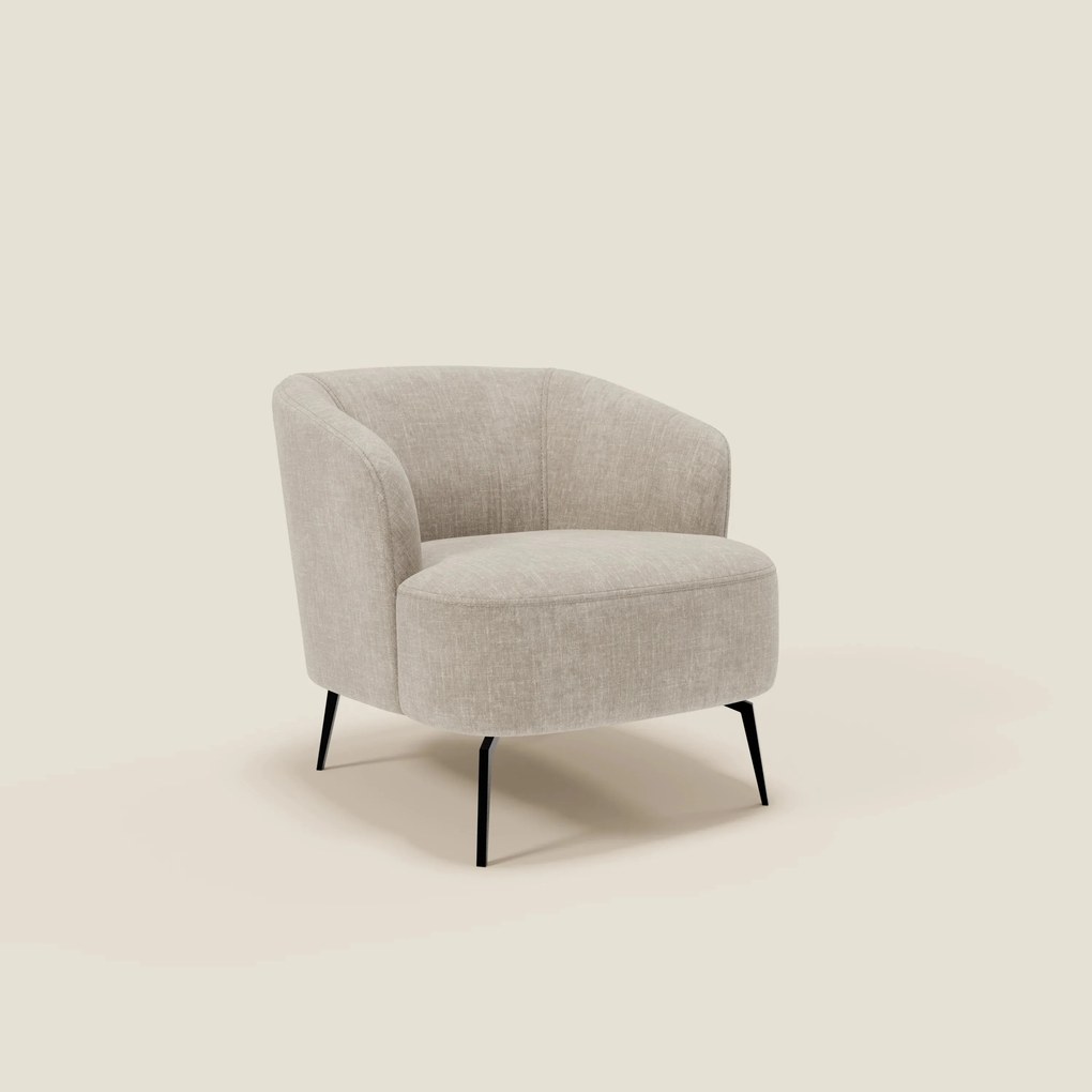 Renoa Poltroncina dall'eleganza moderna in tessuto smacchiabile T24 lino chiaro