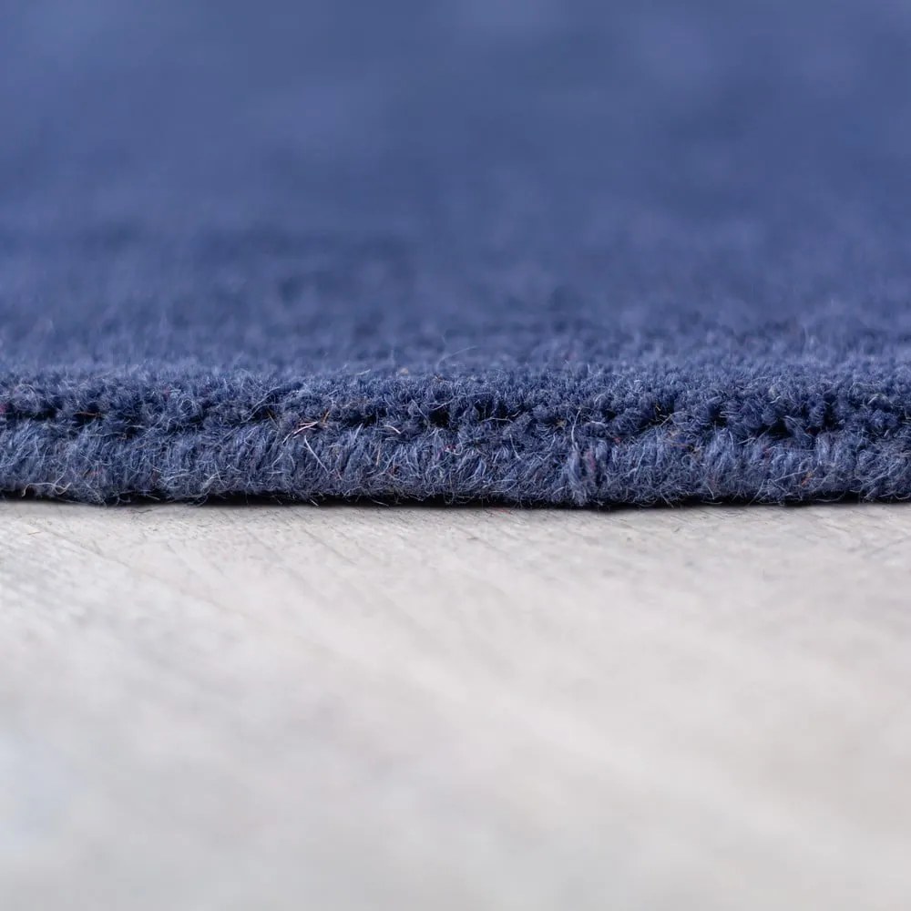 Tappeto rotondo blu in lana tessuto a mano ø 200 cm Mia Segment – Flair Rugs