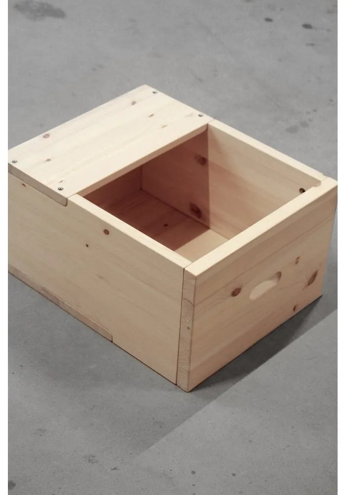 Comodino di colore naturale in pino massiccio Grab It – Karup Design