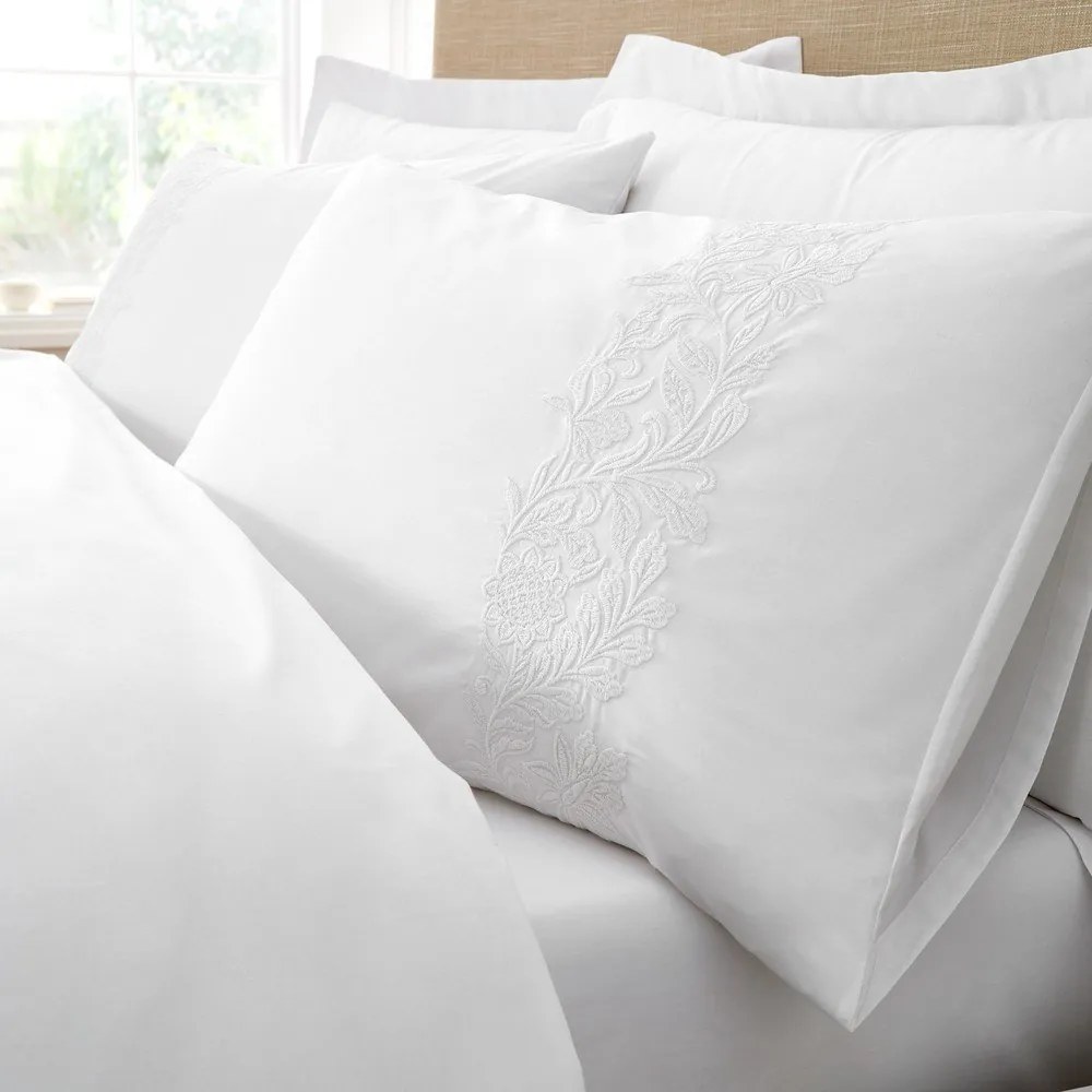 Set copripiumino e federa bianco in cotone per letto matrimoniale e per letto esteso 230x220 cm Embroidery Floral – Bianca