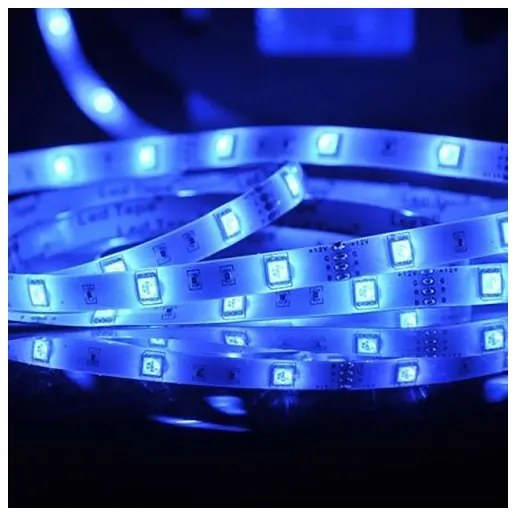 Striscia LED RGB dimmerabile 5m LED/18W/12V IP20 + T