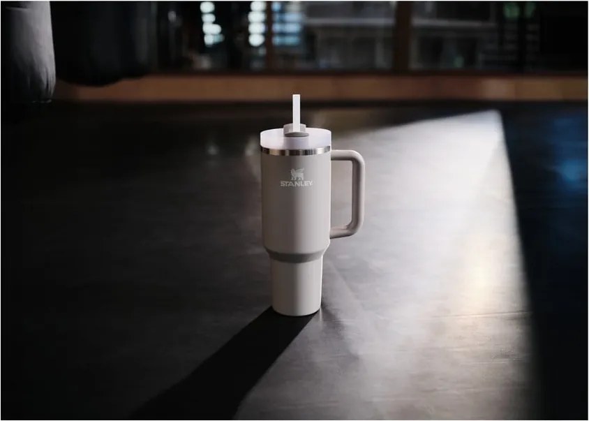 Borraccia termica grigio chiaro in acciaio inox 1,18 l Quencher H2.0 FlowState Tumbler Ash – Stanley