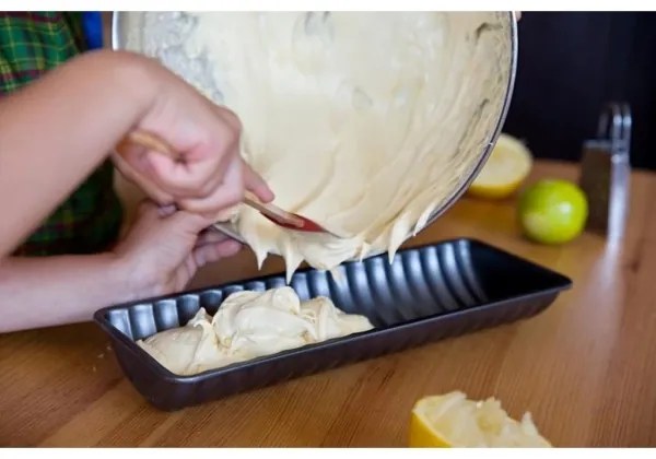 Teglia da forno TORO 31,5x12 cm nera