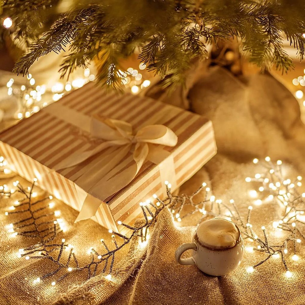 Catenaria Natalizia LED 19.1m IP44 Cavo VERDE Colore Bianco Caldo 2200 - 2300 °K