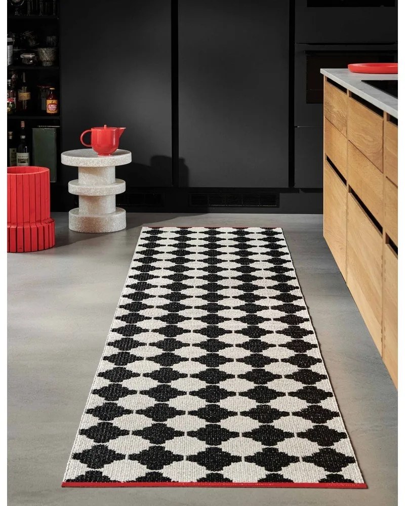 Passatoia da interno/esterno bianca e nera 70x225 cm Marre Black Coral – Pappelina