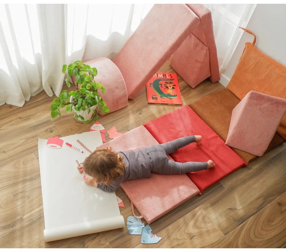 Pouf per bambini in velluto a coste rosa chiaro Montessori - Little Nice Things