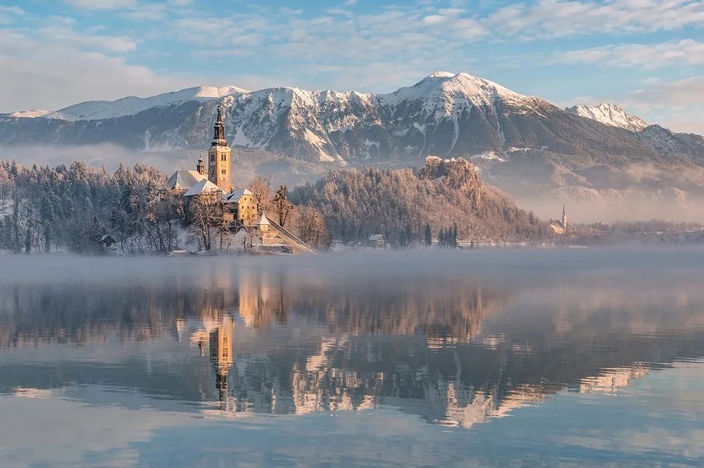 Carta da parati – Chiesa sul lago Bled in Slovenia