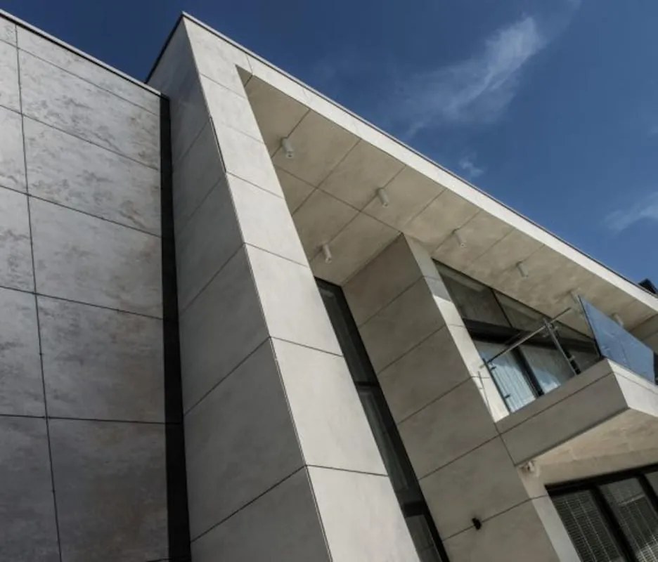 Piastrella da pavimento e rivestimento interno in gres porcellanato 100 x 300 cm rettificato beige lucido Oxido Marfil R9 traffico intenso (pei 4/5) Sp. 3.5 mm