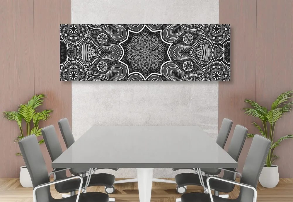 Quadro su tela – Mandala indiana con motivo floreale in bianco e nero