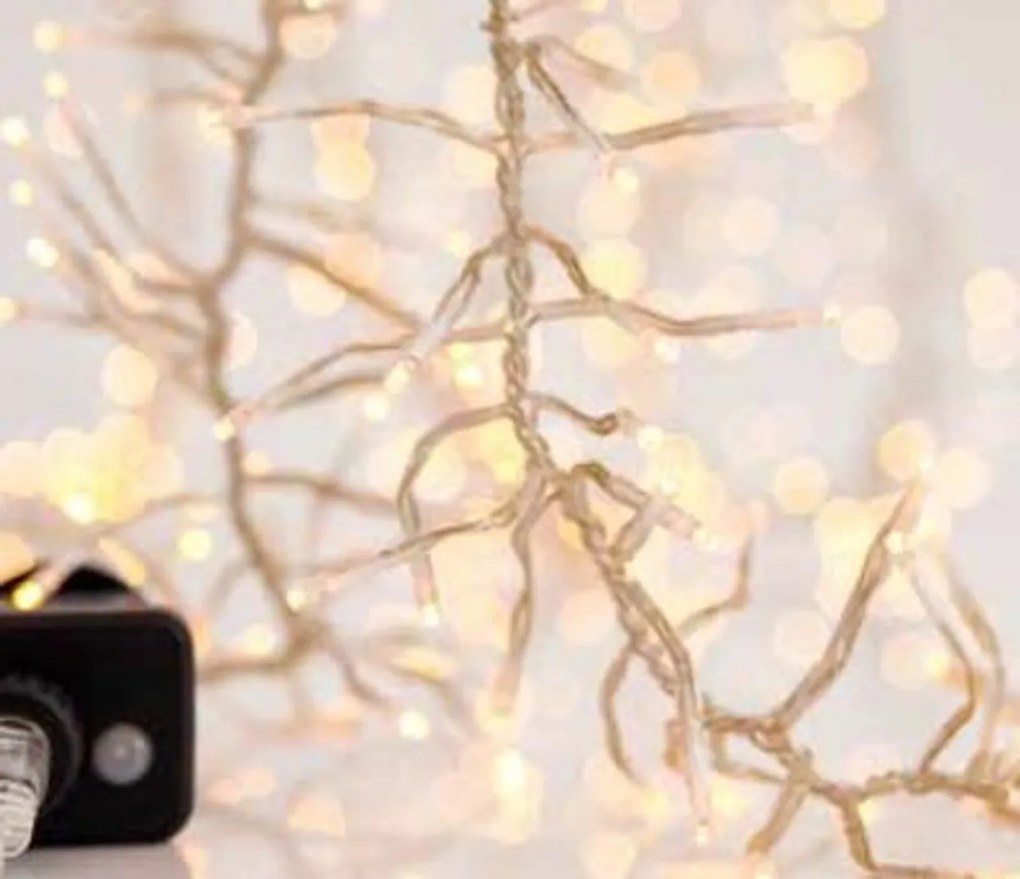 Catenaria Natalizia LED 9m 8 GIOCHI DI LUCE Cavo TRASPARENTE IP44 Colore Bianco Caldo 2200 - 2300 °K