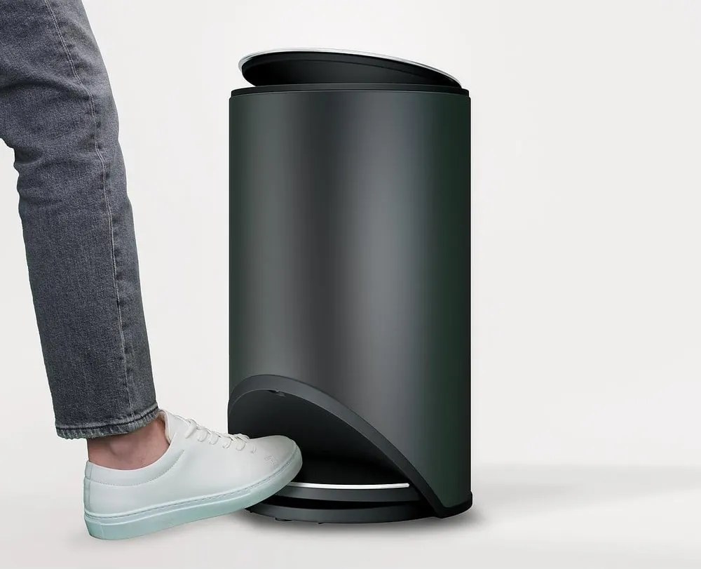 Cestino per la spazzatura nero opaco in metallo con pedale 10 l Arc – Joseph Joseph