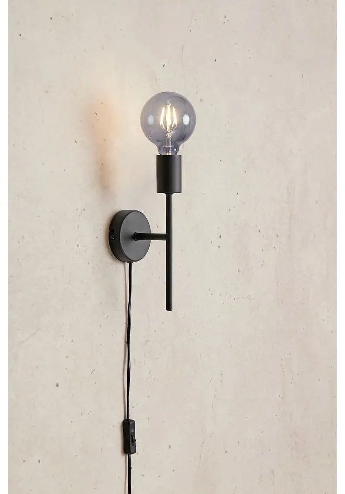 Lampada da parete nera Cielo - Markslöjd