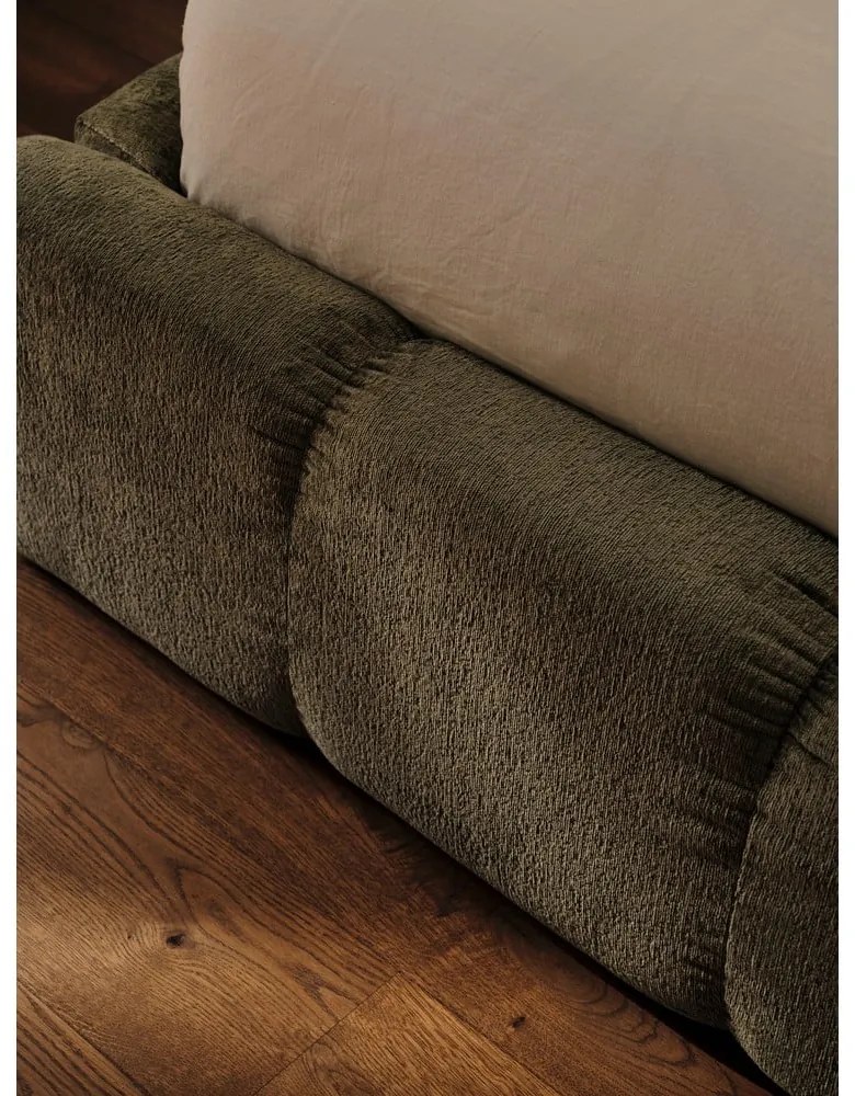 Letto matrimoniale imbottito verde con spazio contenitivo e rete 200x200 cm Lupine - Micadoni Home