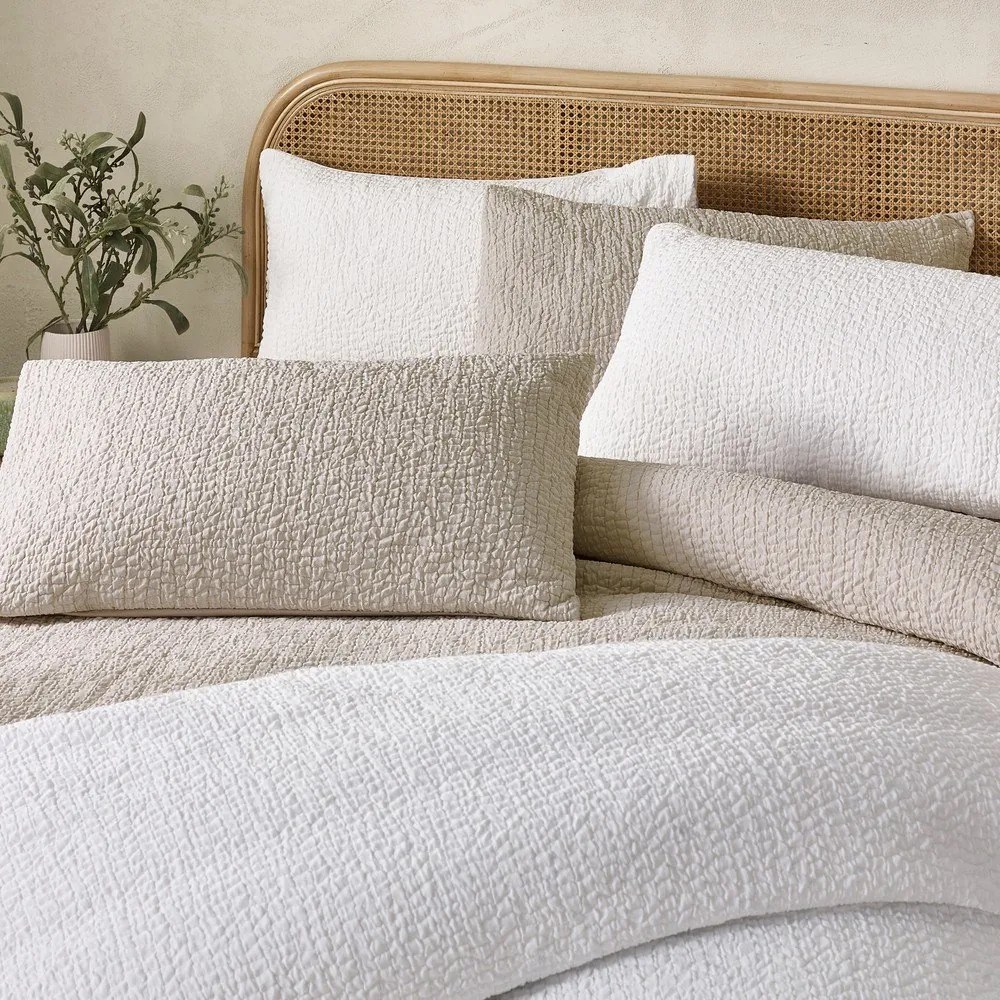 Set copripiumino e federa marrone chiaro in crêpe per letto matrimoniale 200x200 cm Crinkle Seersucker – Catherine Lansfield