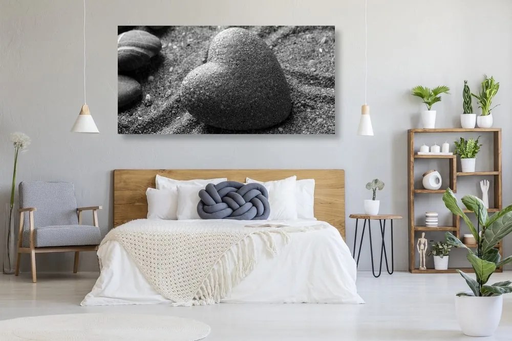 Stampa su tela – Pietra Zen a forma di cuore in bianco e nero