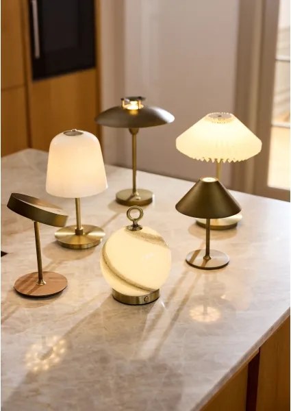 Halo Design 745784-LED Lampada ricaricabile dimmerabile ON THE MOVE LED/2,5W/4000 mAh ottone/legno