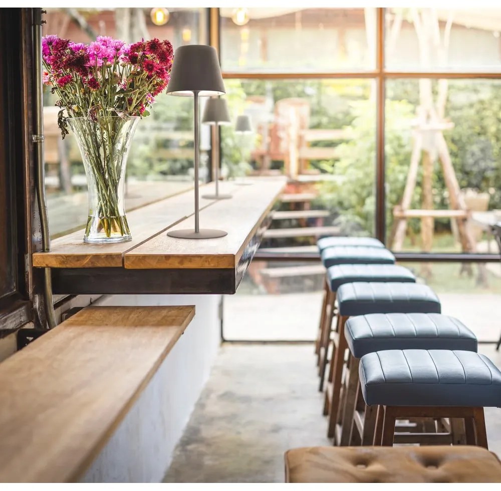 Lampada da tavolo dimmerabile a LED grigia con sensore di movimento e paralume in metallo (altezza 38 cm) Consenza - Fischer &amp; Honsel