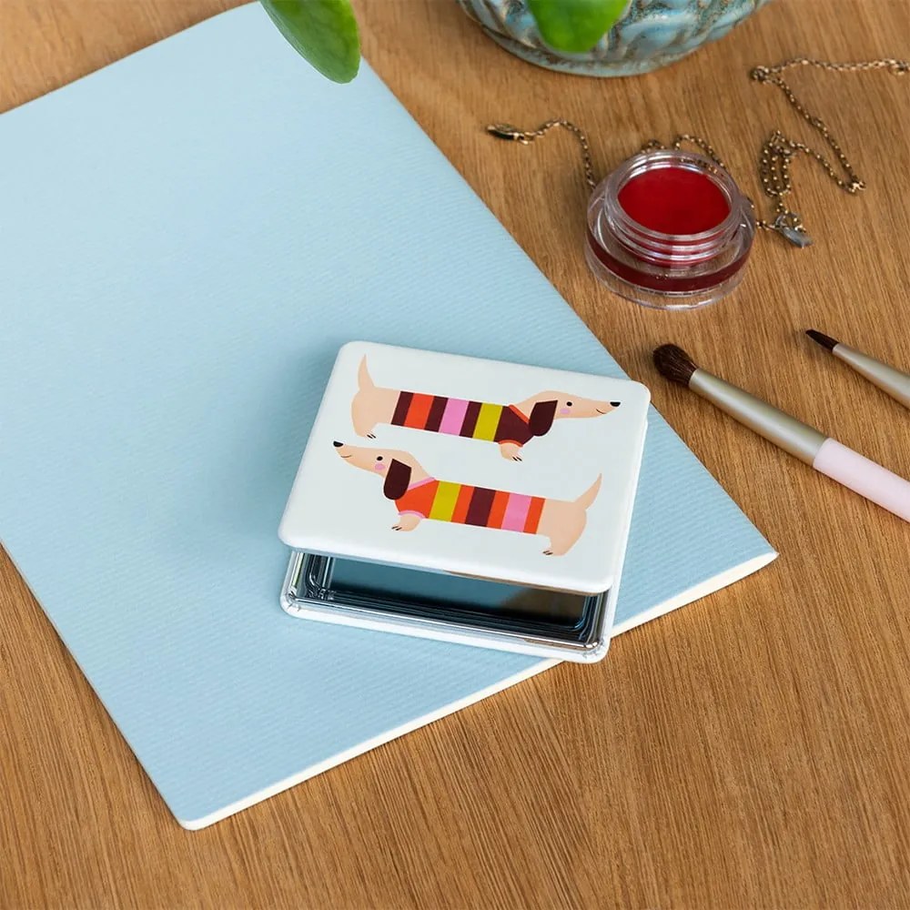 Specchio per make-up con ingrandimento 7x7 cm Sausage Dog – Rex London