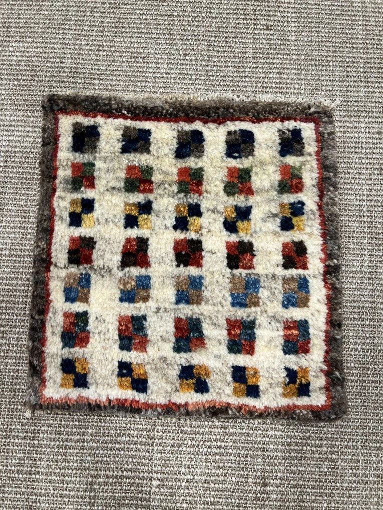 Gabbeh Tappeto persiano 40 x 40 Beige (Iran) Annodato A Mano