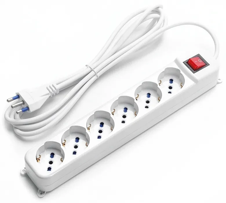 Multipresa Ciabatta da Tavolo 3 Prese Schuko 16A 2P e 2 Porte USB 5V 2,4A  Con Interruttore Colore Nero SKU-8817