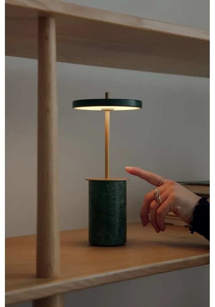 Lampada da tavolo dimmerabile a LED in marmo verde con paralume in metallo (altezza 25,5 cm) Asteria Move Mini - UMAGE