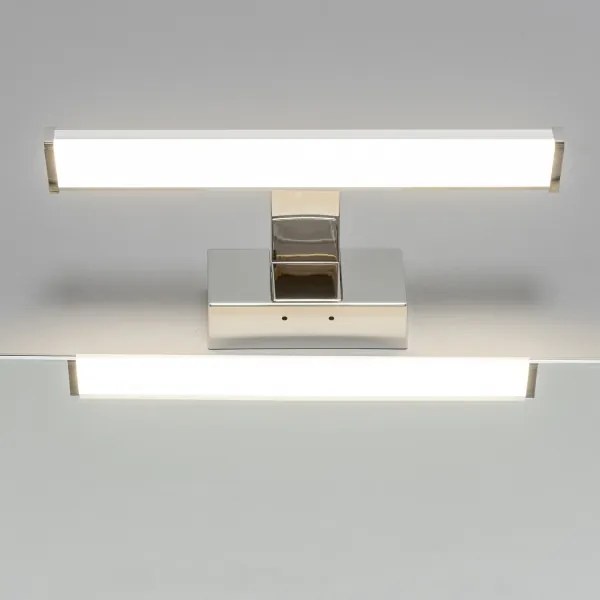Brilagi - Specchio da bagno con luce LED VESTRA, 6W/230V, 30 cm, IP44, cromato