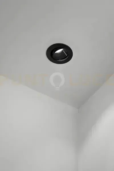 Oasis faretto da incasso orientabile in alluminio nero d.9cm 1 luce...