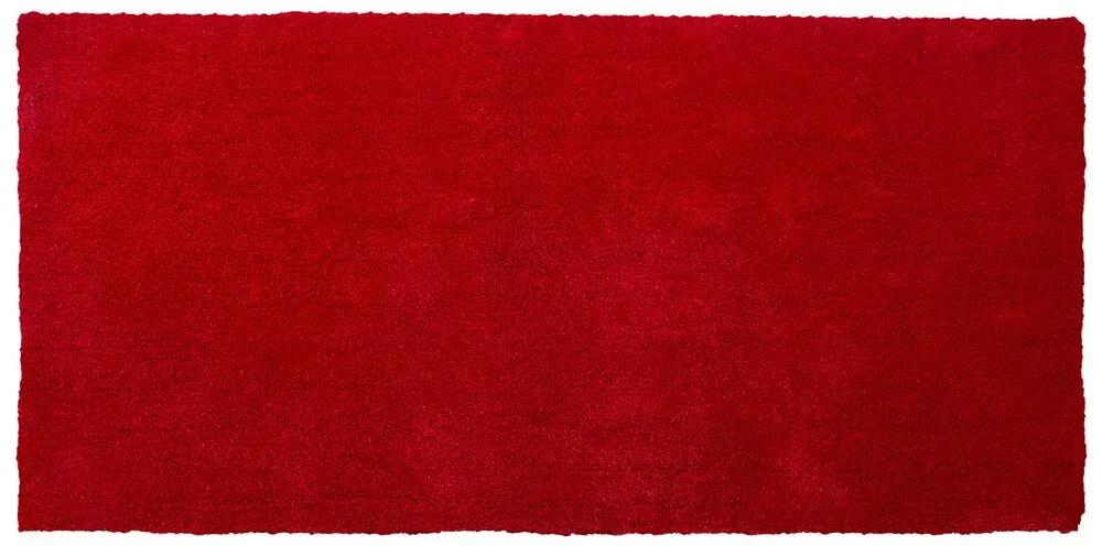 Tappeto shaggy rosso 80 x 150 cm DEMRE Beliani