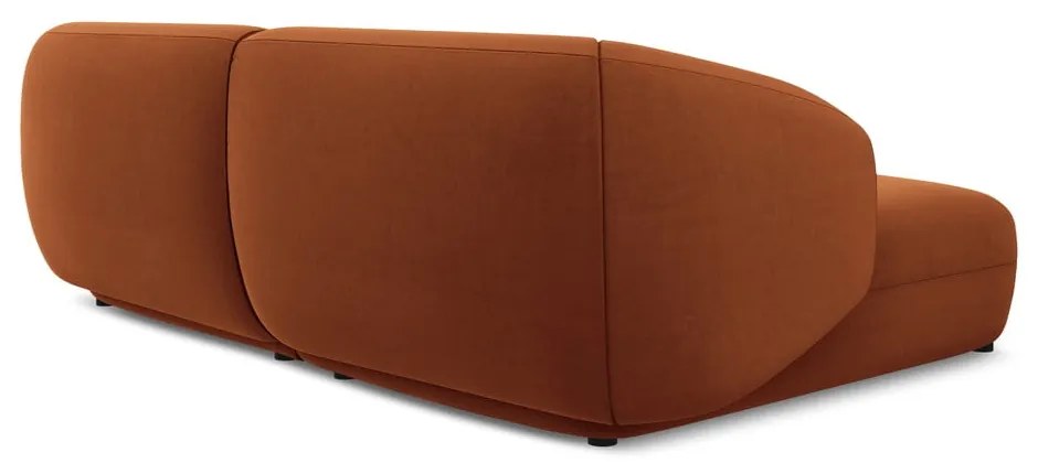 Divano angolare arancione (con penisola a sinistra) con rivestimento in velluto Moana – Makamii