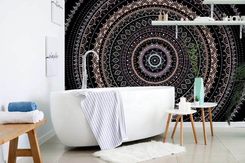 Carta da parati – Mandala con motivo solare in tonalità viola