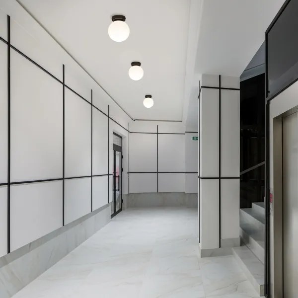 Plafoniera MOONLIGHT 1xE27/15W/230V Ø 16 cm nera