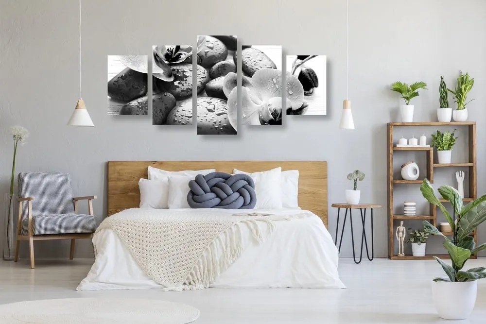 Quadri 5 pezzi – Bellissima armonia di pietre e orchidea in bianco e nero