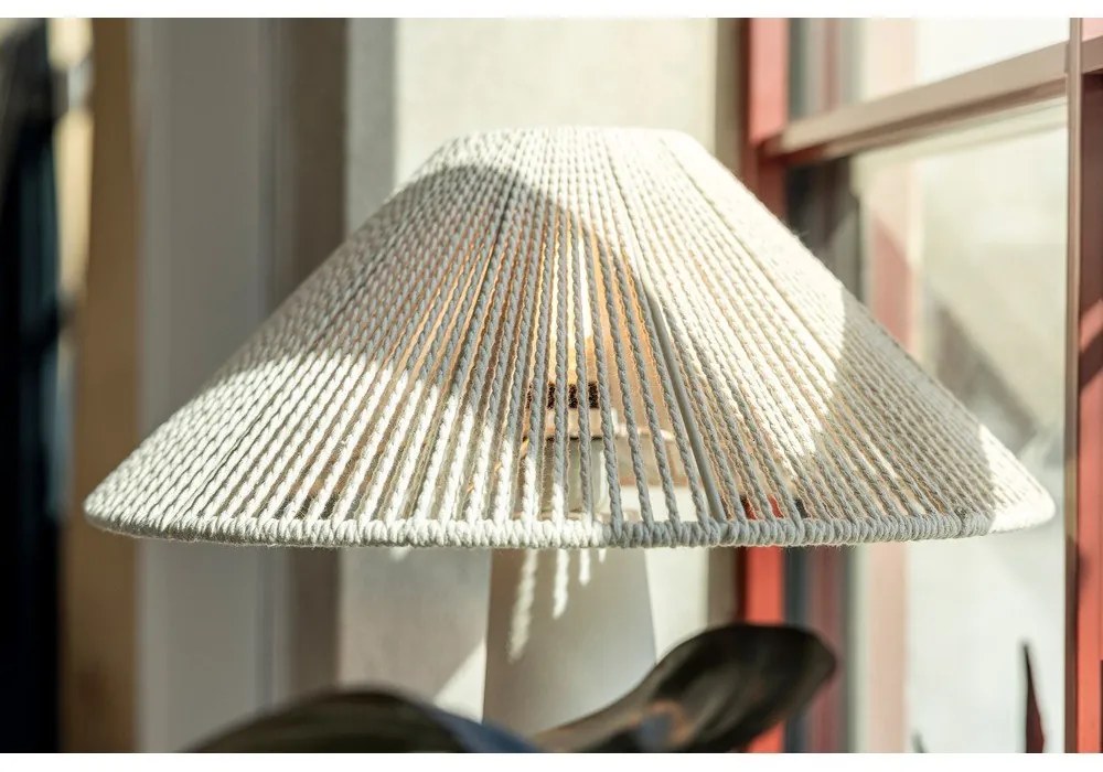 Lampada da tavolo beige con paralume in tessuto (altezza totale 50 cm) Favoro – Markslöjd