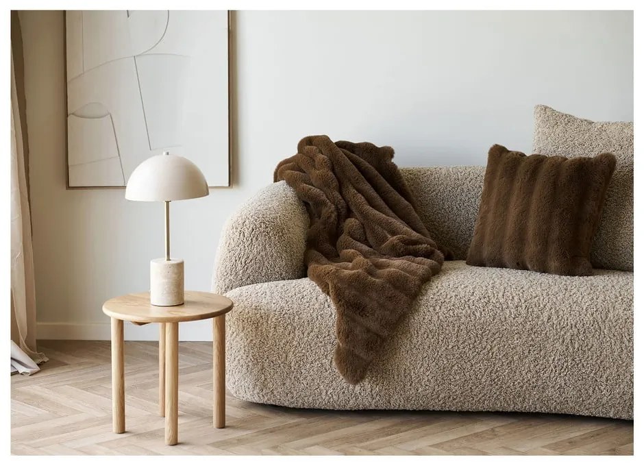 Coperta marrone in pelliccia finta 130x180 cm Galena – House Nordic