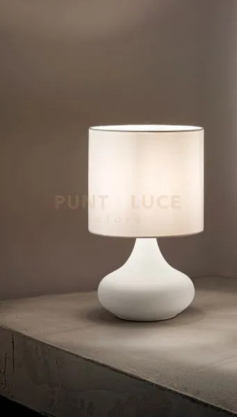 Lampada da tavolo in metallo bianco sabbiato paralume bianco paul 1...