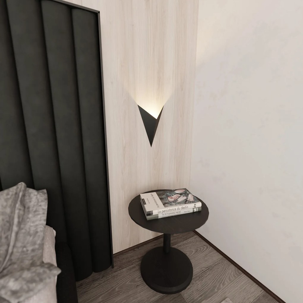 Applique Minimal Triangolare 1 Luce Indiretta Agni In Acciaio Nero