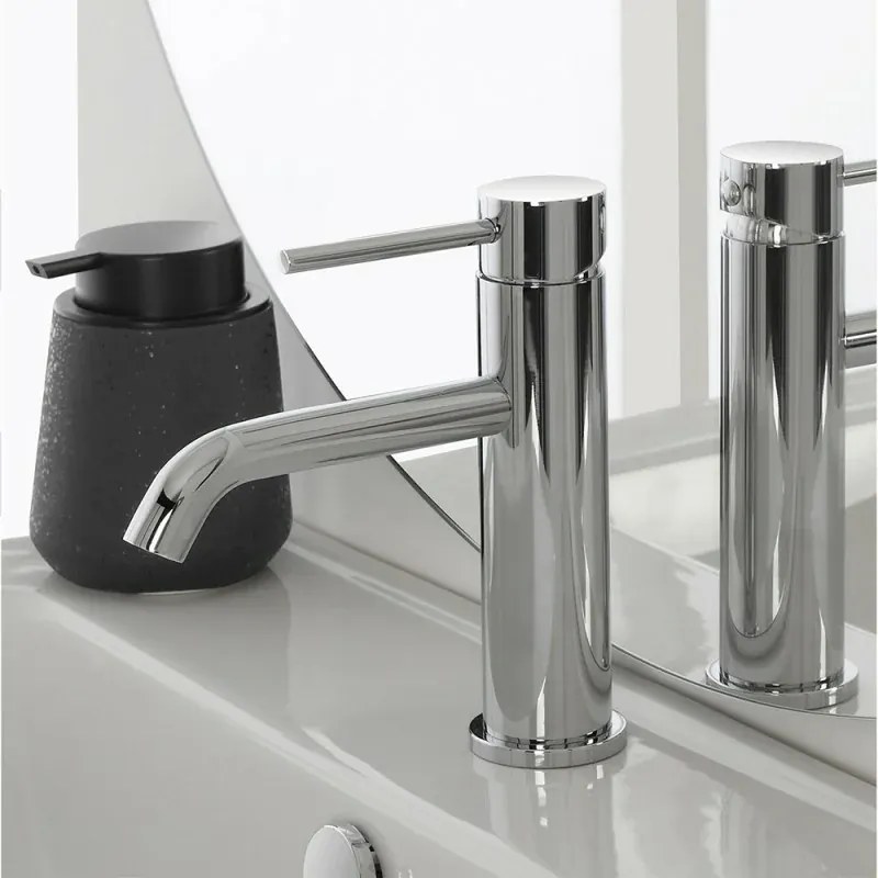 Set rubinetti lavabo bidet e doccia a due vie in acciaio inox Nuego