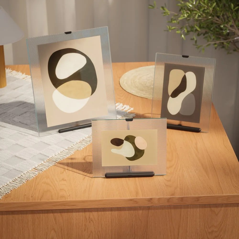 Cornice nera in vetro verticale con sostegno 19x23 cm Flute – Umbra