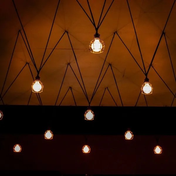 Lampadina LED FILAMENT G95 E27/6W/230V 3000K