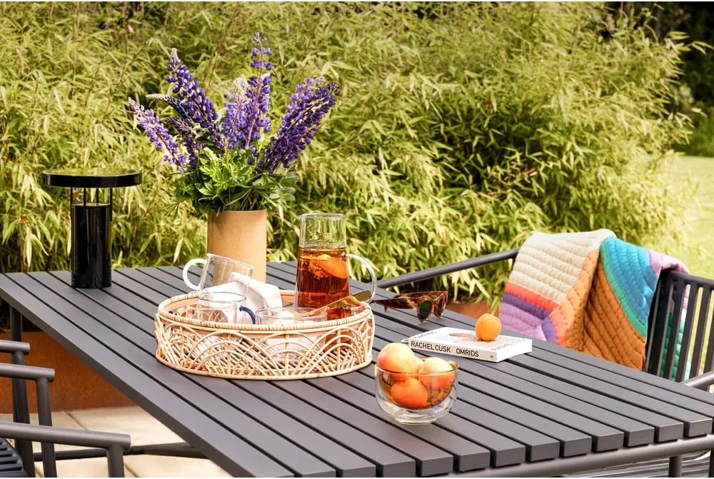 Lampada da tavolo dimmerabile a LED nera con paralume in metallo (altezza 28 cm) BringMe - Hübsch