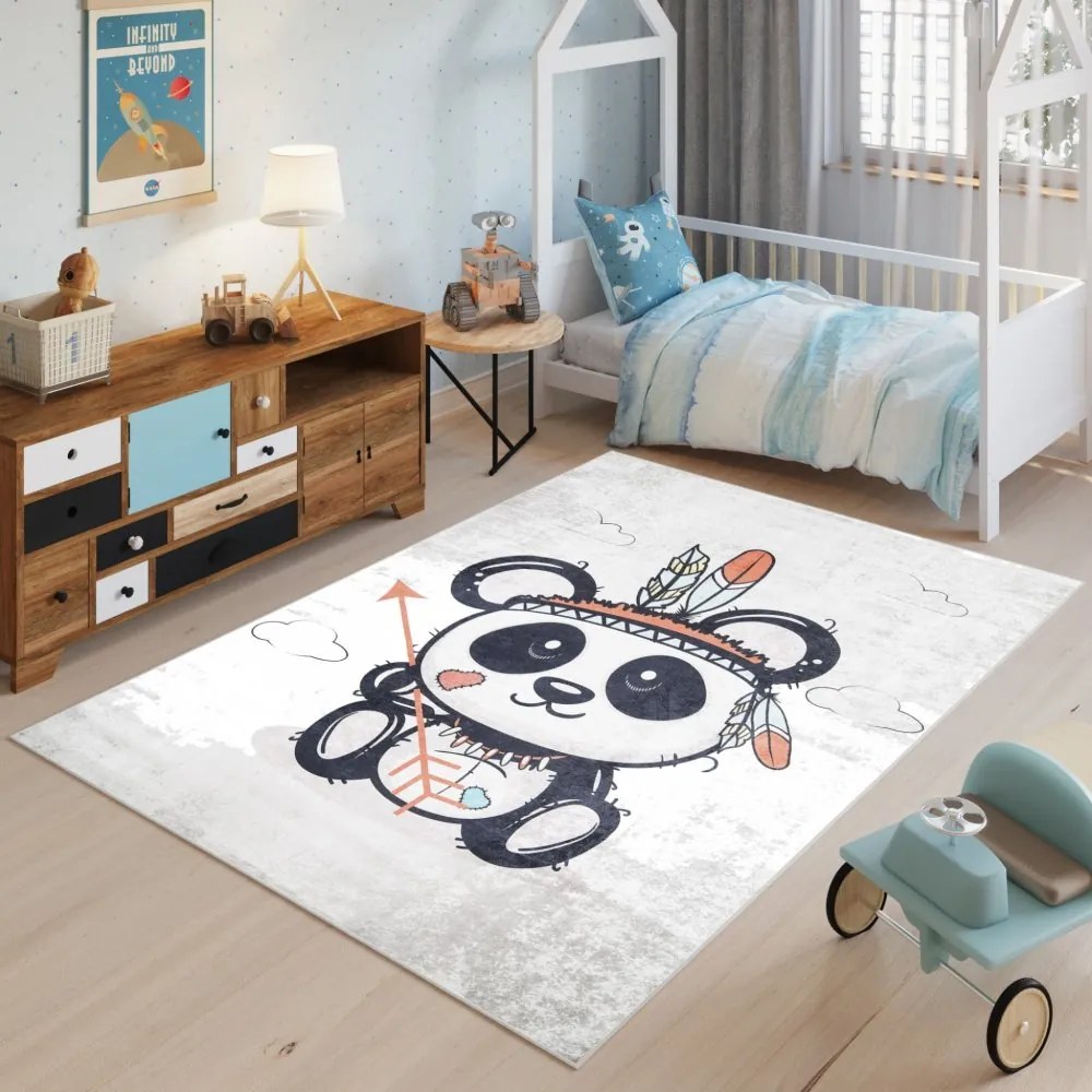 Tappeto per bambini con il motivo di un adorabile panda indiano Larghezza: 120 cm | Lunghezza: 170 cm