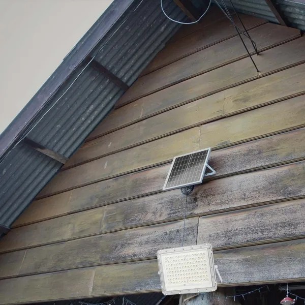 LED Proiettore solare da esterno LED/20W/3,2V 4000K bianco + +TC