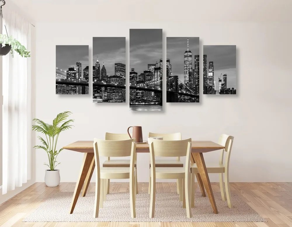 Quadri 5 pezzi – Affascinante ponte di Brooklyn in bianco e nero