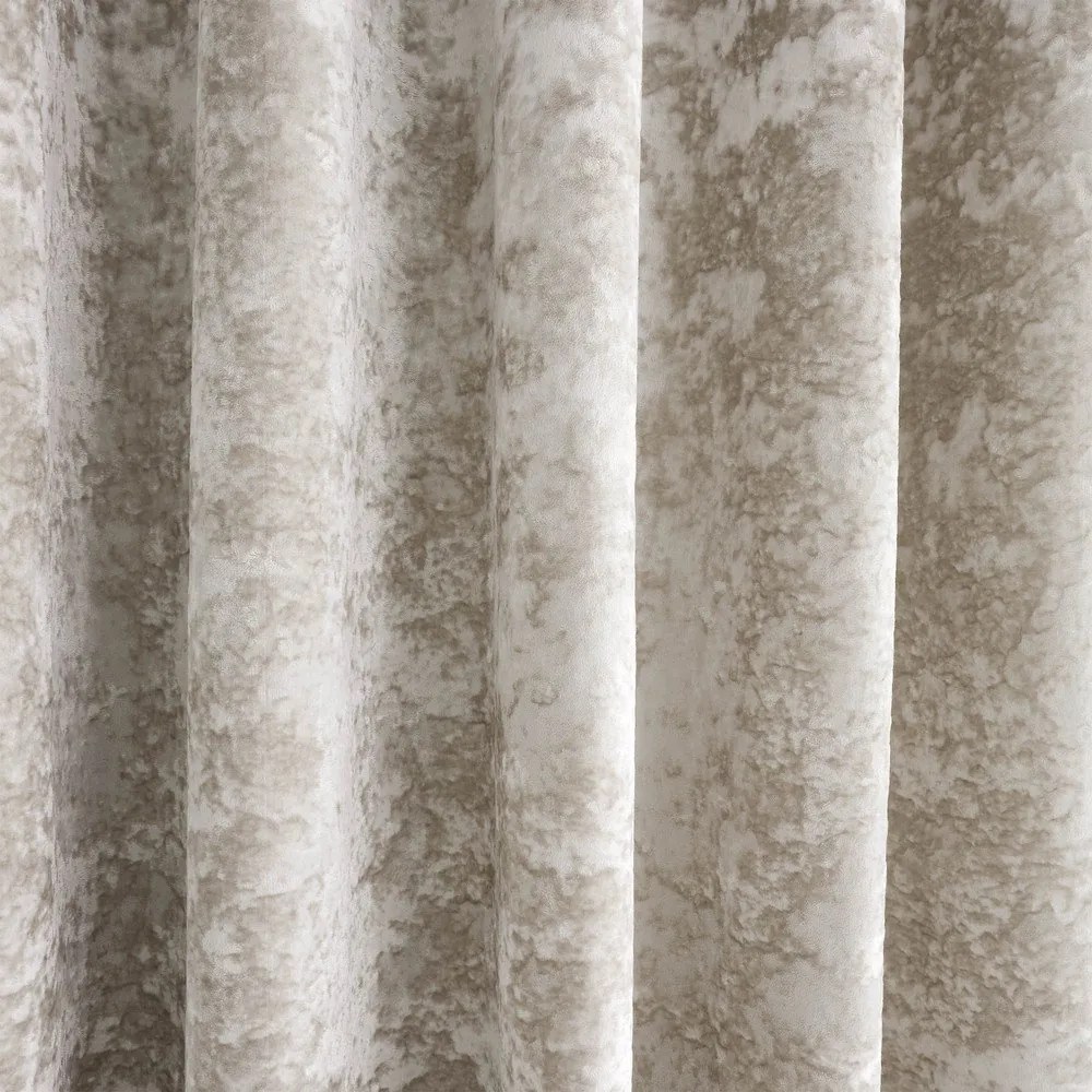 Tende in set beige in velluto 2 pz 168x137 cm Crushed Velvet – Catherine Lansfield
