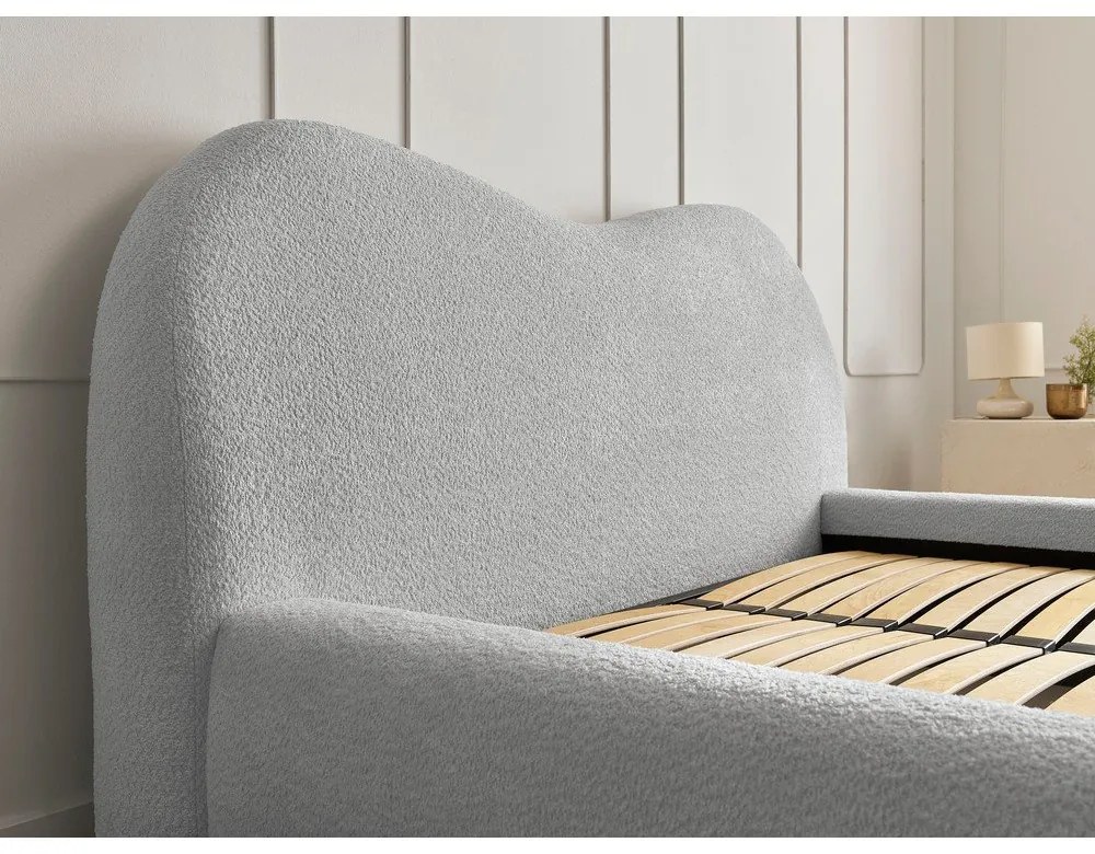 Letto matrimoniale imbottito grigio chiaro con contenitore con rete inclusa 180x200 cm Orlane – Bobochic Paris